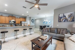 Smart TV, books - Four Bedroom Private Pool Townhome, near Disney, on Resort with no resort fee! (Kissimmee)