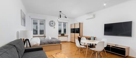 Strykejern/-brett, wi-fi og sengetøy