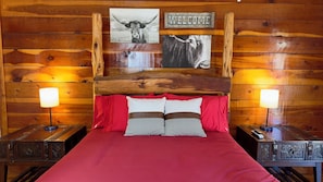 1 bedroom, iron/ironing board, bed sheets - Cold Creek Cabin | Firepit | Close to Wineries (Fredericksburg)