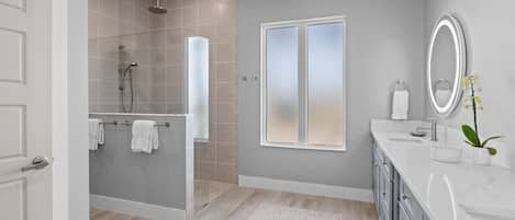 Shower, hair dryer, towels