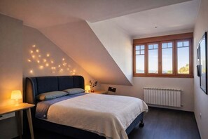 Photo of the whole room - Apt Ribadesella Downtown, Ocean View - Buenavista (Ribadesella)