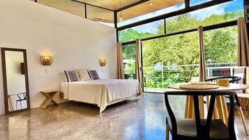 WiFi, bed sheets
