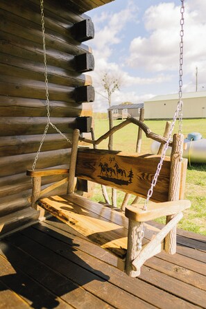 Property grounds - Saddleview Cabin (Liberty)