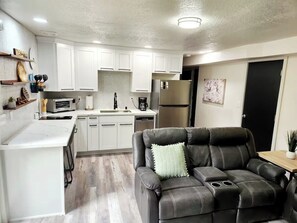 Kamar Comfort | Interior