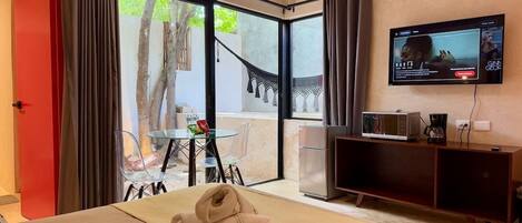 1 Schlafzimmer, Bügeleisen/Bügelbrett