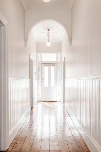 Yarra St 3 Bedroom Heritage Home | Walk to CBD, Waterfront & Sth Geelong Station