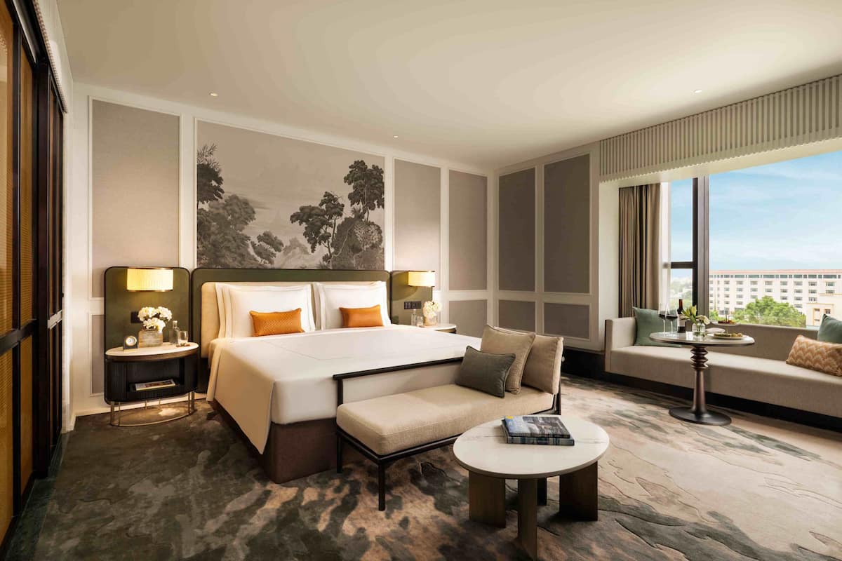 Club Room (Premium) | WiFi (free)