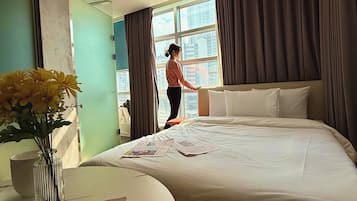 Free WiFi, bed sheets