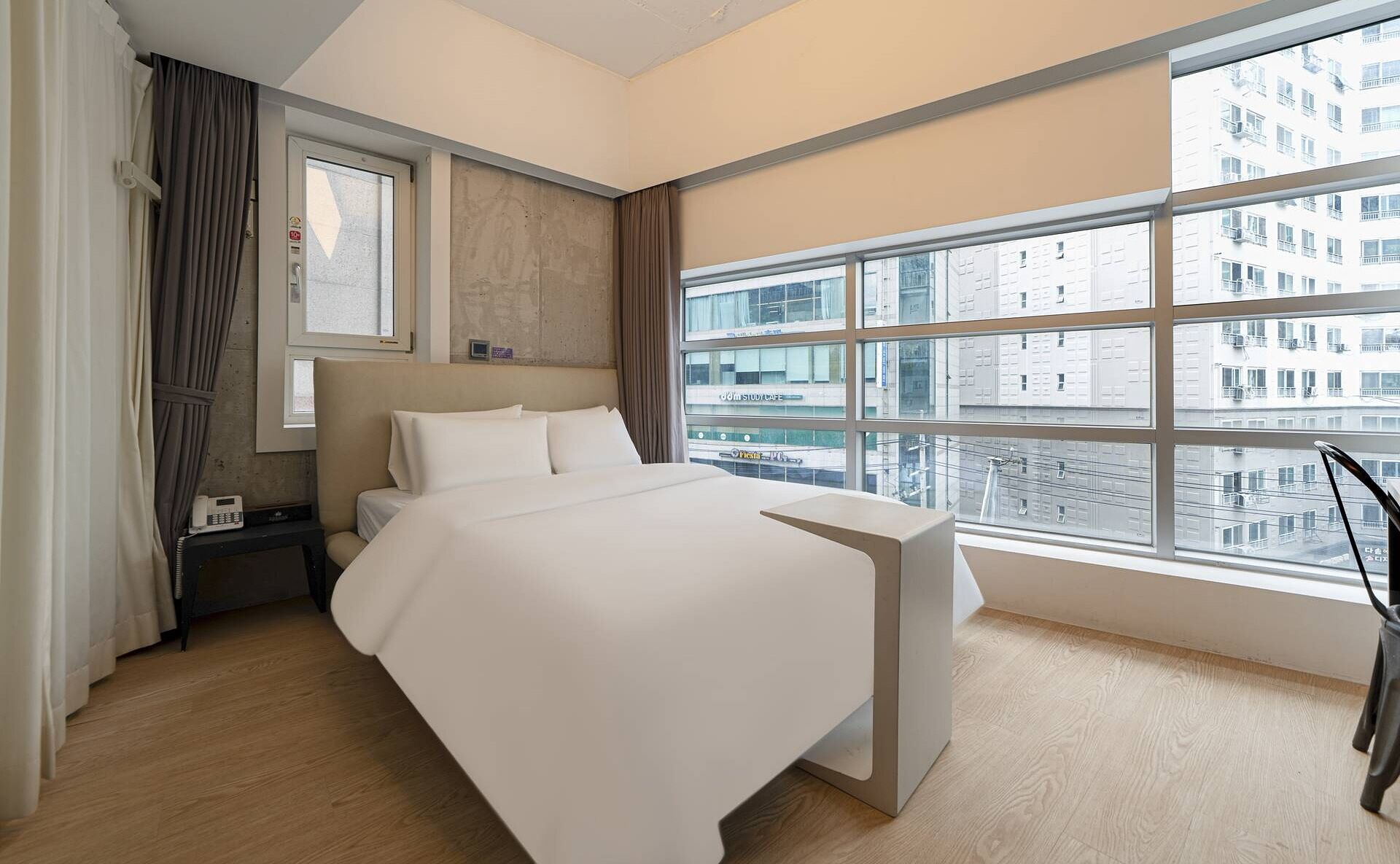 Deluxe Double Private Jacuzzi PKG (90 minutes) | Kostenloses WLAN, Bettwäsche