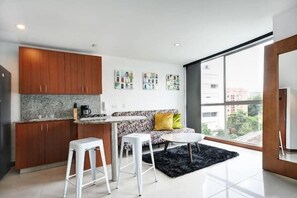Exclusive Studio Suite, City View | View from room - Apartamento Blux en el Poblado (Medellín)