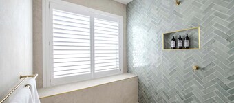 Sunningdale - Pool Entertainer, Luxurious Living