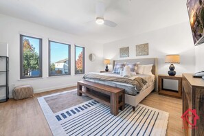 5 chambres, bureau, fer et planche à repasser, Wi-Fi