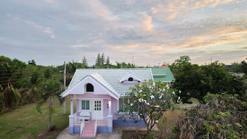 House, Multiple Beds, Patio, Garden View | Individually decorated, individually furnished, rollaway beds, free WiFi