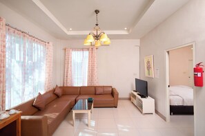 Biệt thự, 2 phòng ng ủ, quang cảnh vườn | Trang trí khác biệt, trang bị nội thất với thiết kế riêng biệt 