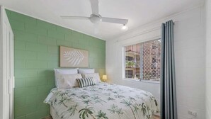 Unclassified image, 4 of 9, button - Alex Heads Beachside Escape (Sunshine Coast)