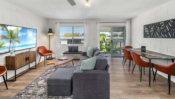 Unclassified image, 1 of 9, button - Alex Heads Beachside Escape (Sunshine Coast)