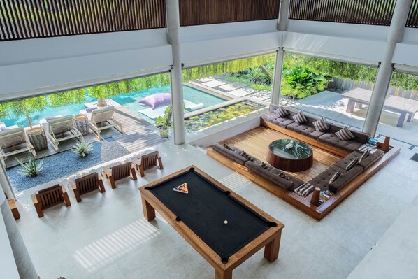 Living area - Wave House Surf Camp Bingin (Pecatu)