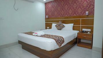 Deluxe Double Room, City View | Free WiFi