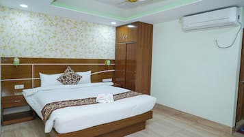 Deluxe Double Room, City View