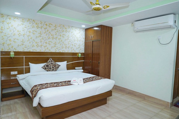 Deluxe Double Room, City View | WiFi (free)