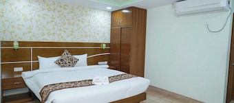 Rochas Hotel & Resort Bogura