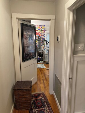 Interior - Tailored for months long renters, beautifully appointed home in midtown (Tallahassee)