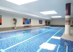 Pool - Modern 2BR Stay near Olympic Park|Pool Gym Parking (Silverwater)