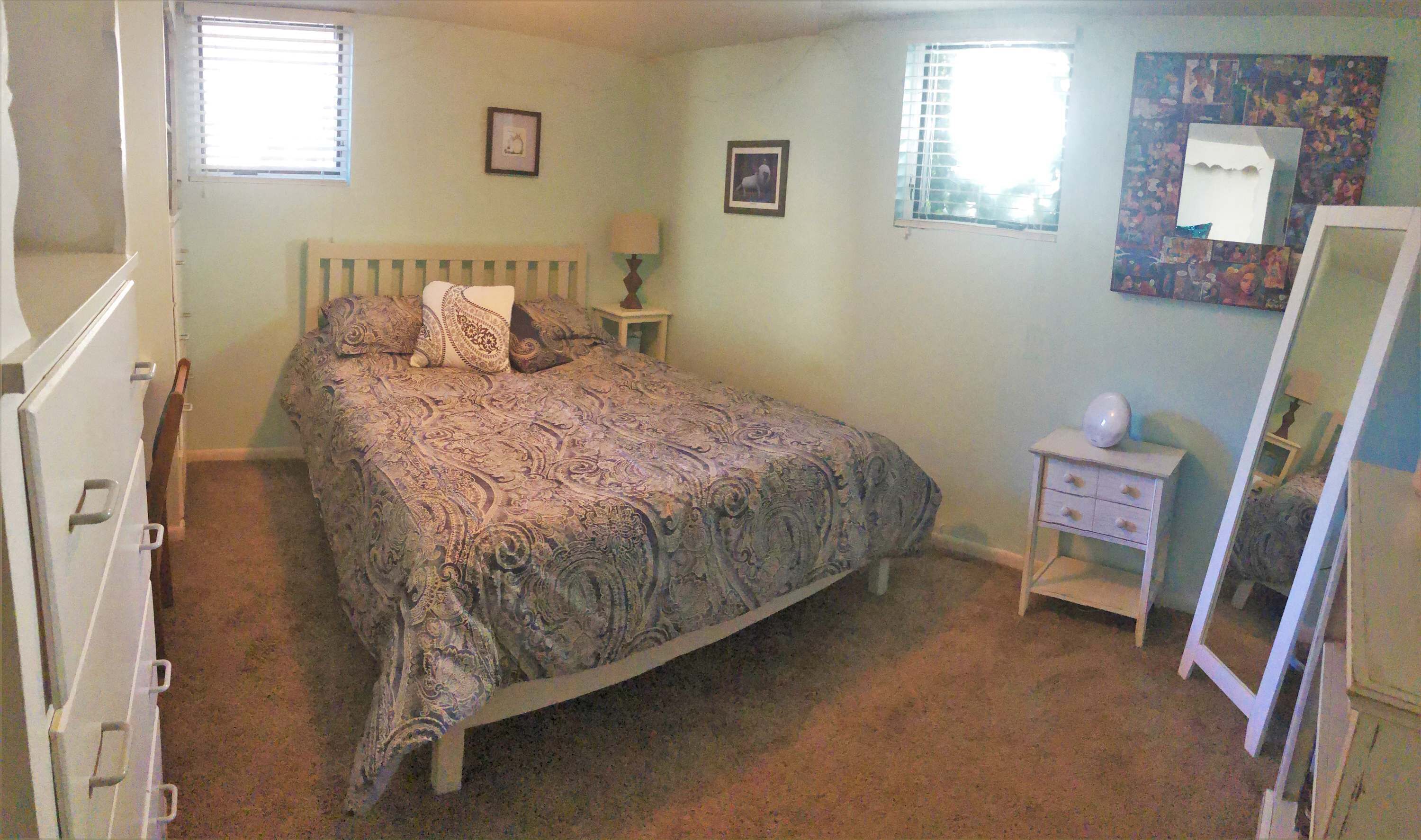 Luxury House, 6 Bedrooms, Garden Area | Iron/ironing board, free WiFi