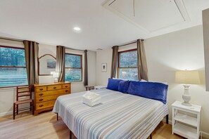 Internet, bed sheets