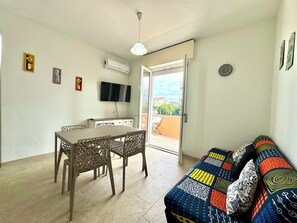 Living area - " Family Apartment " (Tortolì)