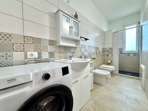 Bathroom - " Family Apartment " (Tortolì)