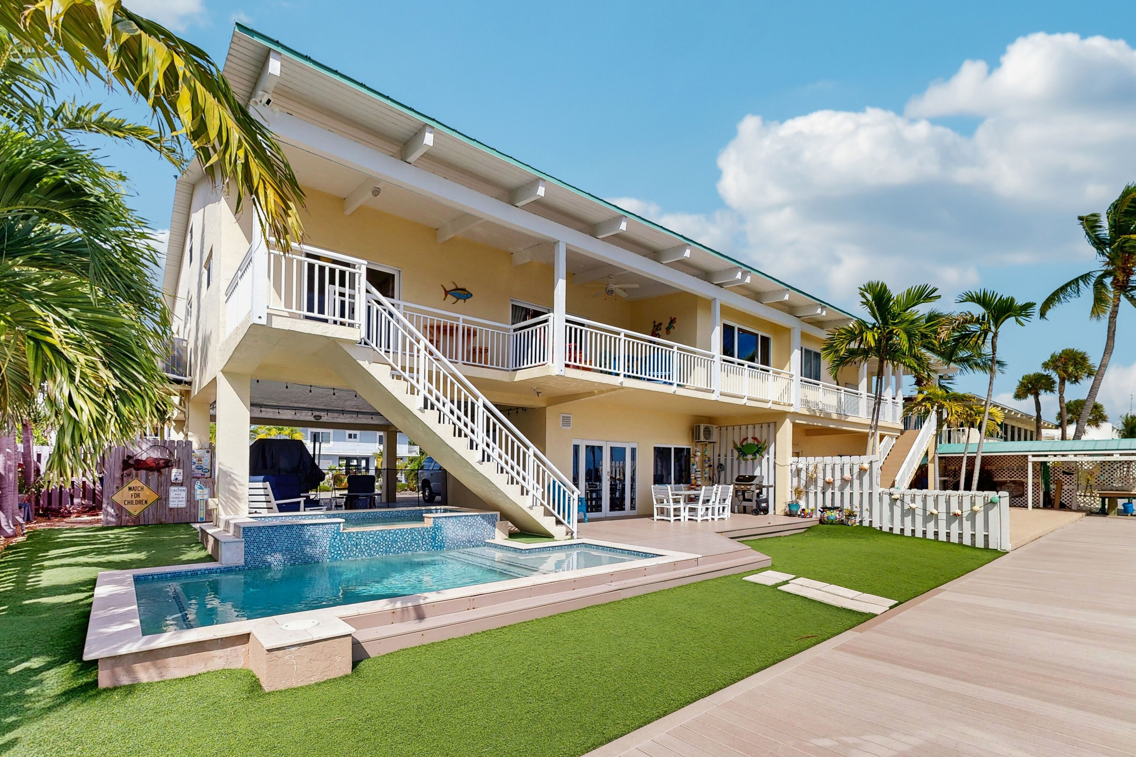 Et oppvarmet basseng