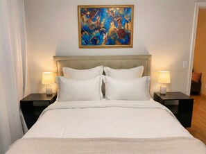 3 Schlafzimmer, Schreibtisch, Bügeleisen/Bügelbrett, kostenloses WLAN