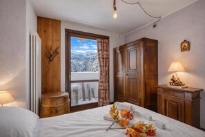 Honeymoon Apartment, Multiple Bedrooms (Luna apartment Baita Ayana) | 1 bedroom, free WiFi, bed sheets - Luna Apartment Baita Ayana (Oulx)