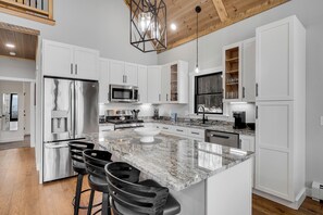 Fridge, microwave, oven, stovetop - Harmony Hideaway- Brand New Chalet with Mountain Views (Bethel)