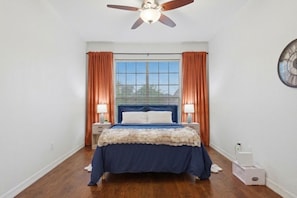 7 bedrooms, desk, iron/ironing board, free WiFi