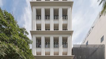 Mặt tiền nơi lưu trú