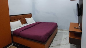 Unclassified image, 3 of 12, button - The Puranjay Hotel (Varanasi)