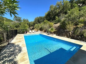 Pool - Air-conditioned villa for 10 guests with private pool, hill and sea views, located in the Domaine... (LA LONDE LES MAURES)