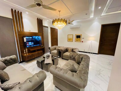 Luxurious House 2 BHK Phase 5 DHA Near Raya & Airport