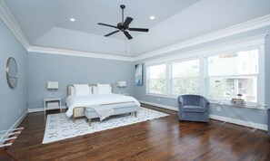 3 多间卧室、熨斗/熨衣板、WiFi、床单