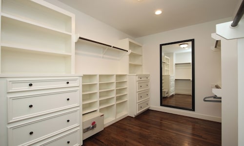 Downtown Houston-Private Pool, Hot Tub & Game Room