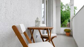 Apartment (Studio Apartment with Balcony) | Balcony