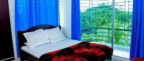 Appartement, balkon, uitzicht op tuin