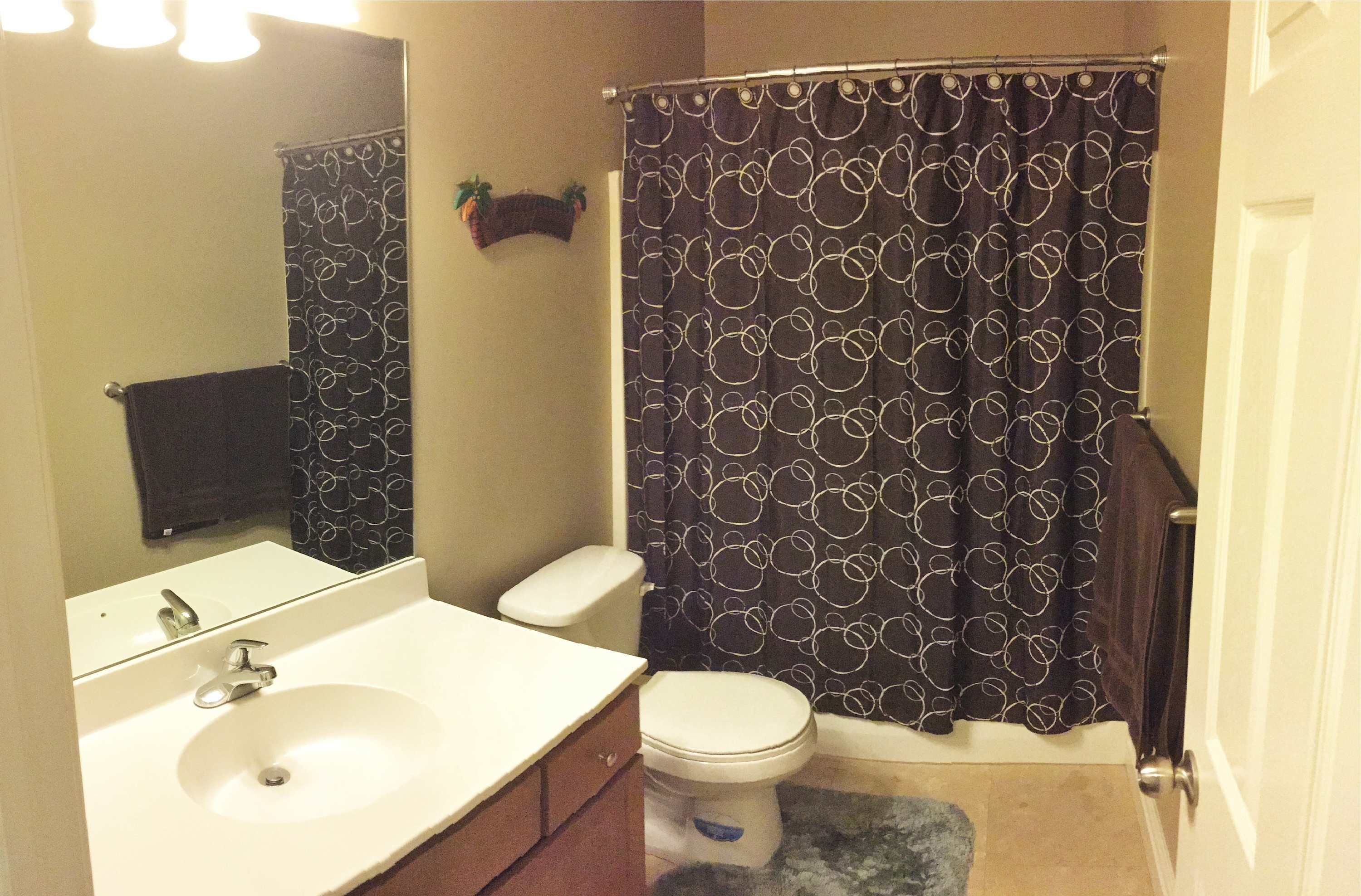 Deluxe Townhome, 2 Bedrooms, Patio | Bathroom