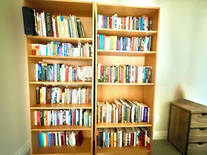 Library - Spacious Townhome Near Downtown (Salt Lake City)