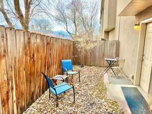Courtyard - Spacious Townhome Near Downtown (Salt Lake City)