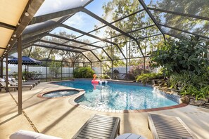 Pool - Pool + Hot Tub + Arcade + Games & More in Peaceful Temple Terrace (Tampa)