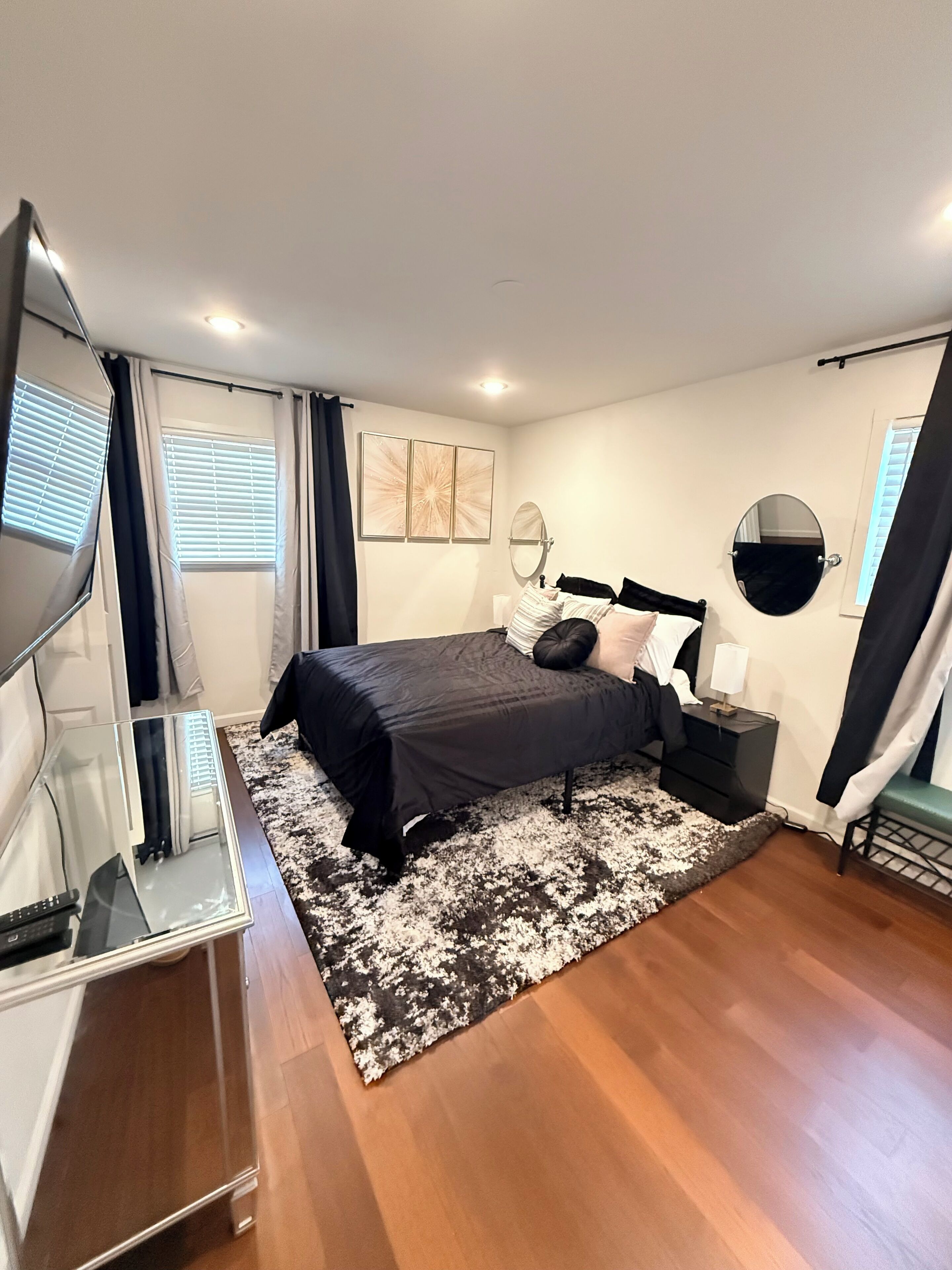 1 bedroom, iron/ironing board, WiFi, bed sheets