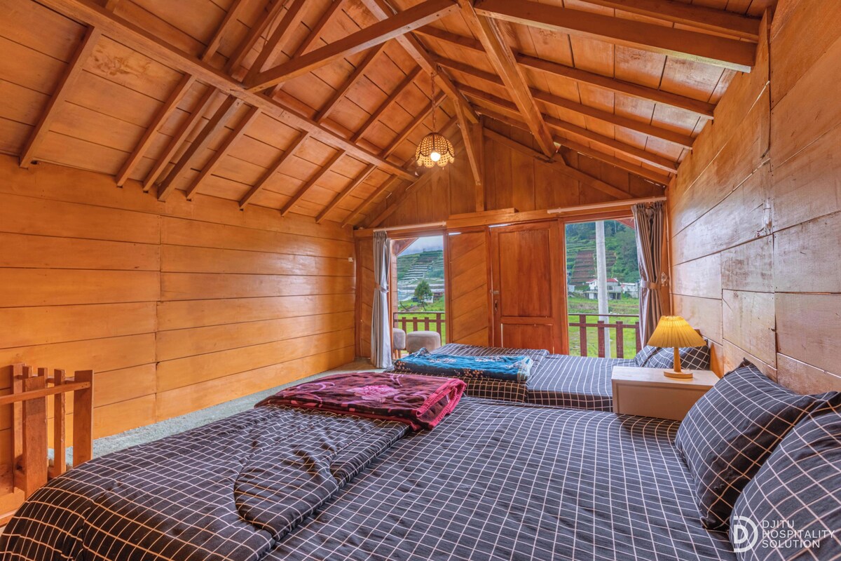 Cottage Signature